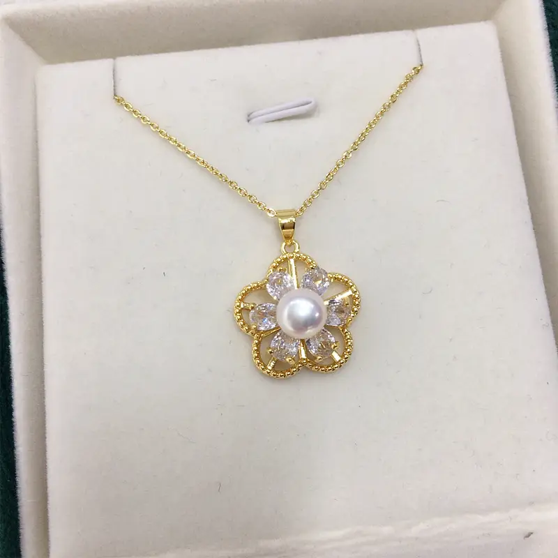 Natural Pearl Necklace with Green Zircon Flower Design - Image 4