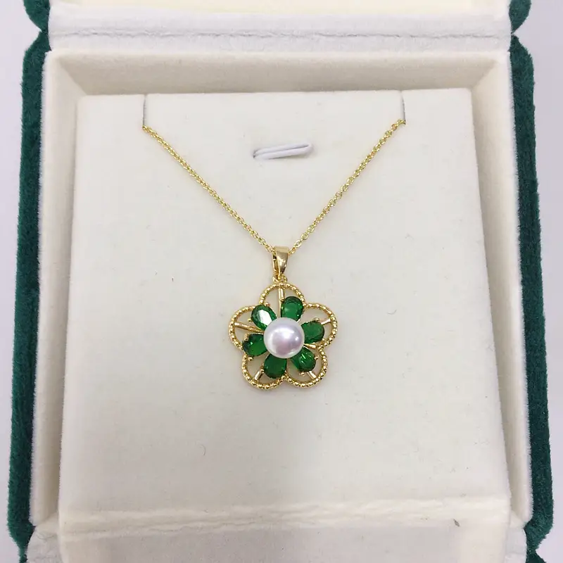 Natural Pearl Necklace with Green Zircon Flower Design — feature 10