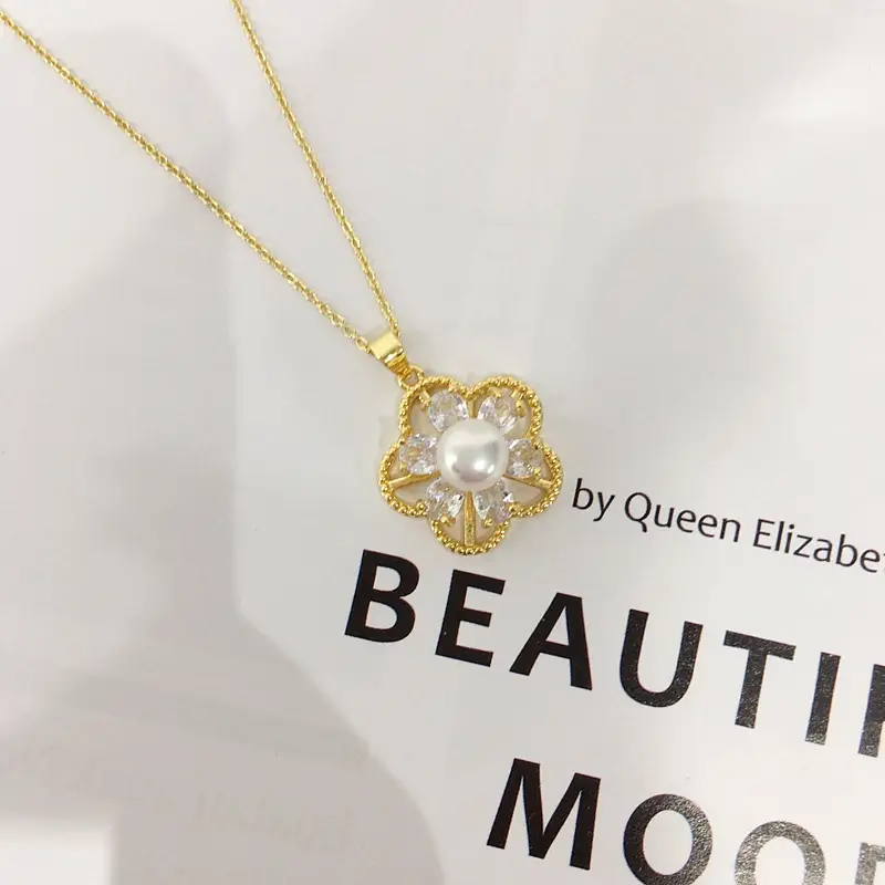 Natural Pearl Necklace with Green Zircon Flower Design — feature 6