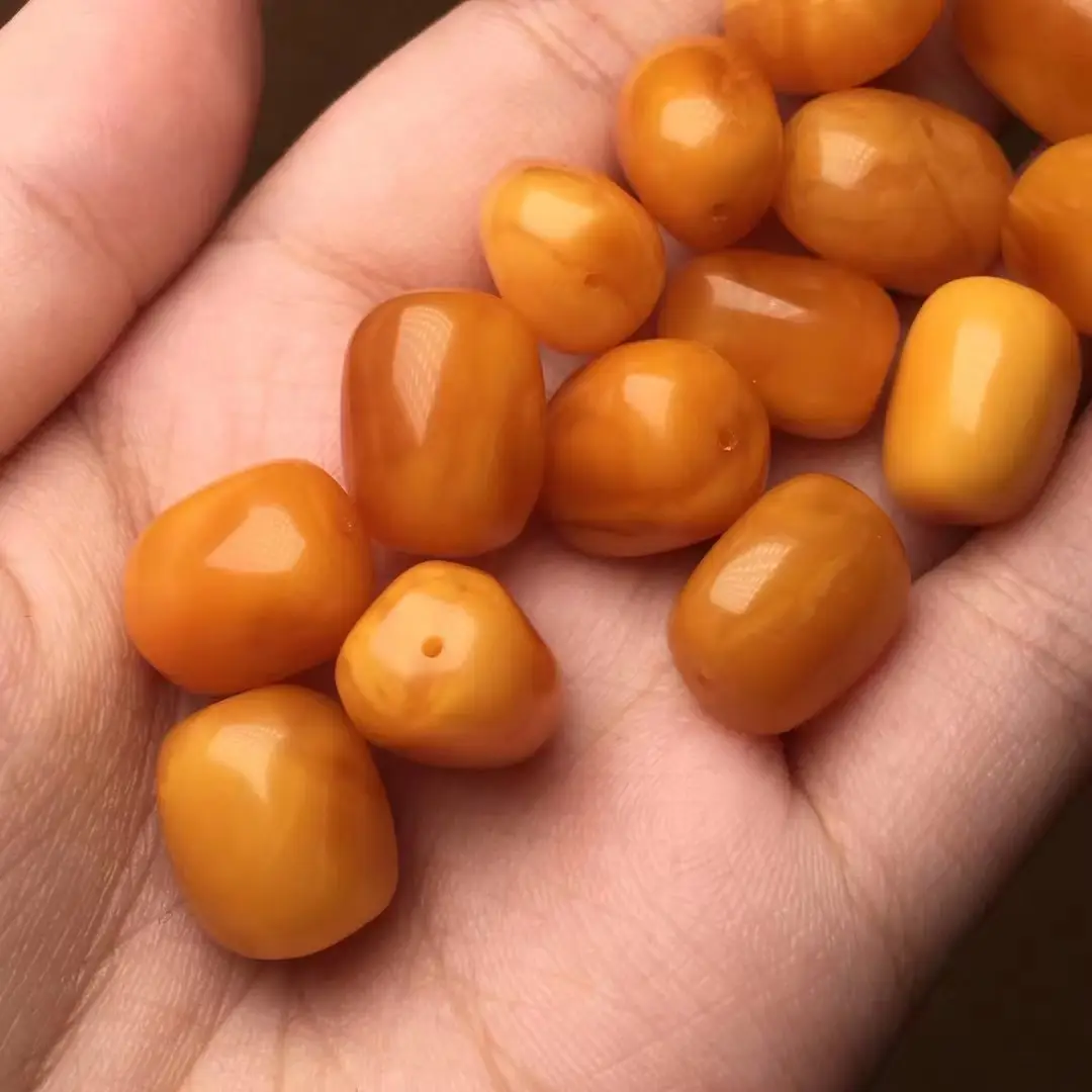 Natural Old Beeswax with Loose Beads for Play & Jewelry - Image 3