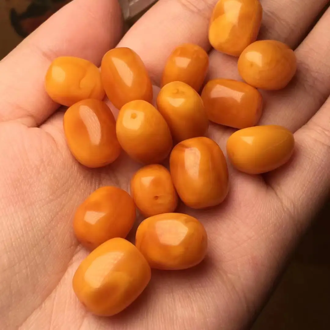 Natural Old Beeswax with Loose Beads for Play & Jewelry — feature 5