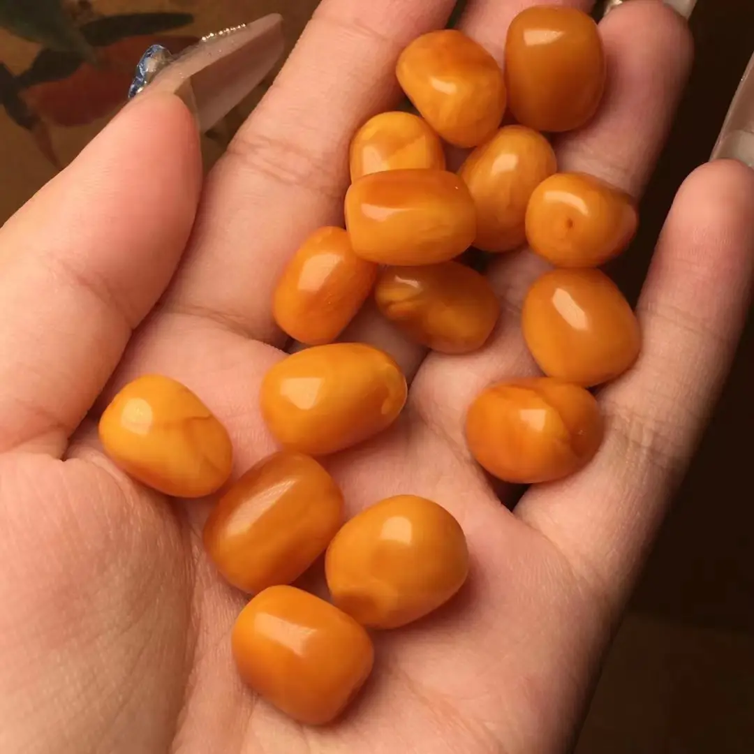 Natural Old Beeswax with Loose Beads for Play & Jewelry — feature 9