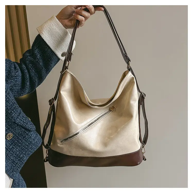 Women Large Capacity Black Tote Bag with Chain Strap — feature 13