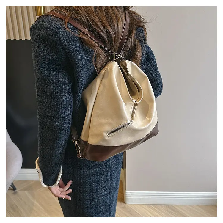 Women Large Capacity Black Tote Bag with Chain Strap — feature 16