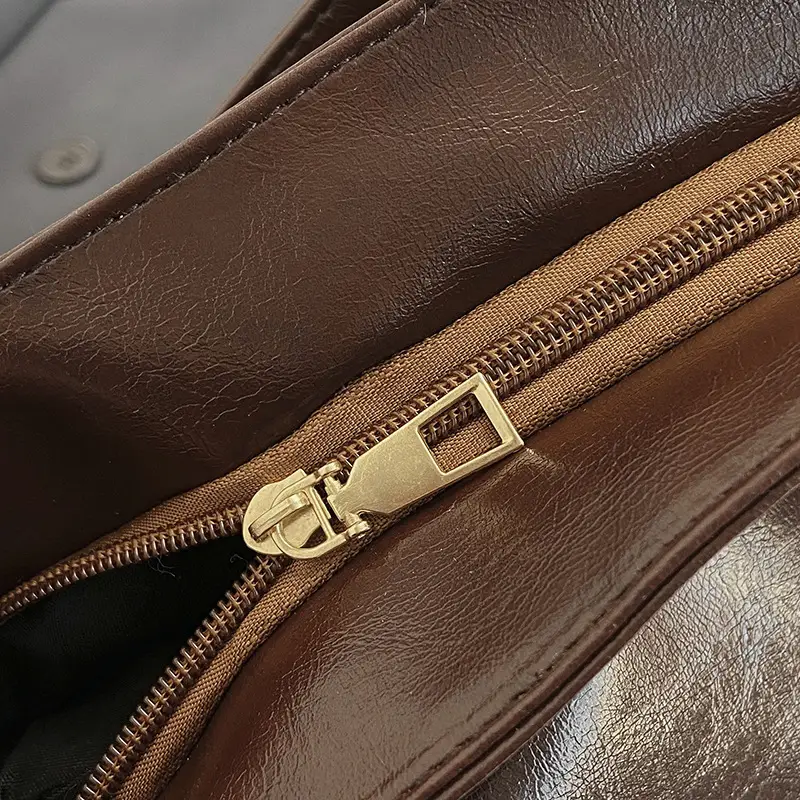 Retro Brown Leather Crossbody Bag for Women 2023 - Image 6