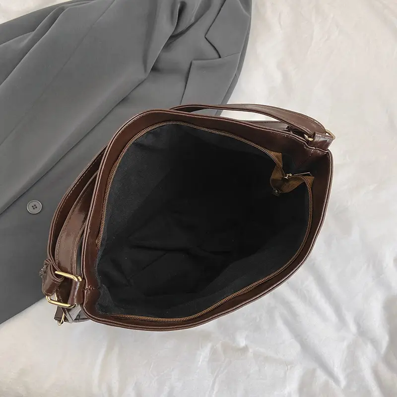 Retro Brown Leather Crossbody Bag for Women 2023 - Image 7
