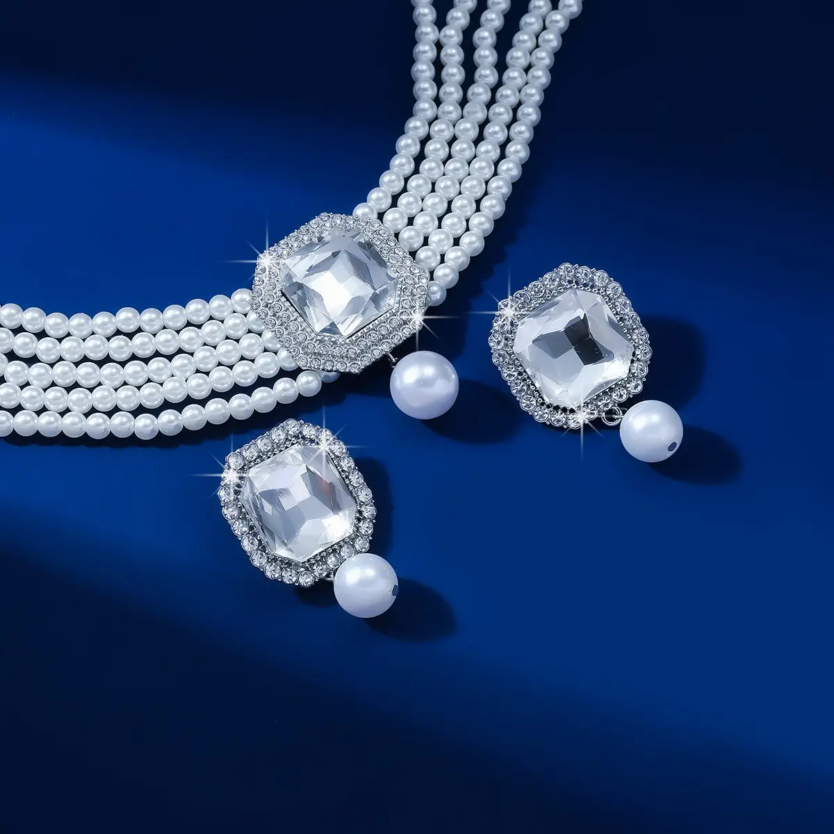 Luxury Multi-Layer Pearl & Crystal Necklace Set — feature 13