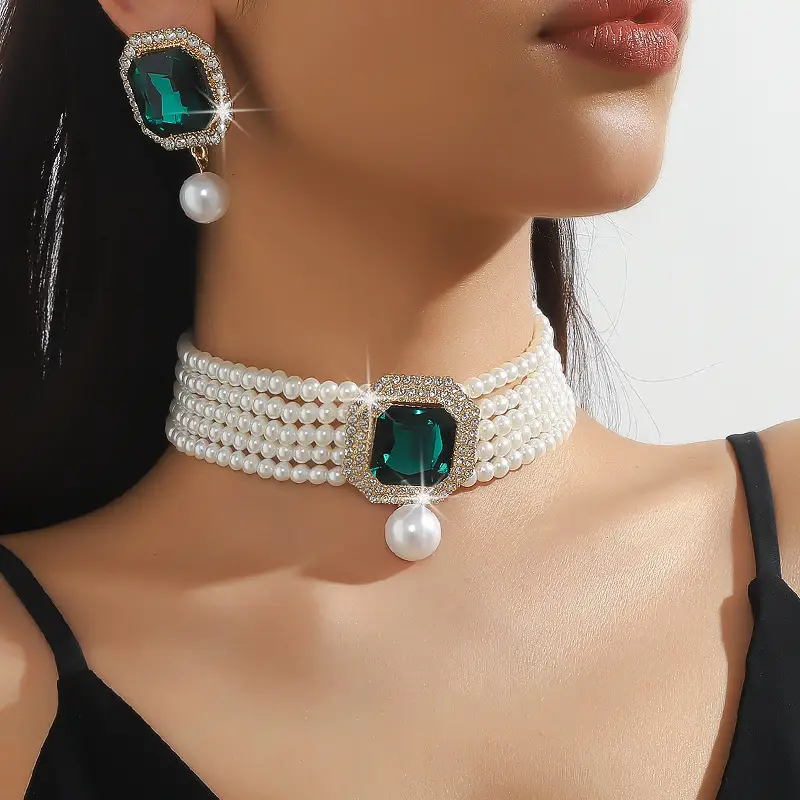 Luxury Multi-Layer Pearl & Crystal Necklace Set — feature 3