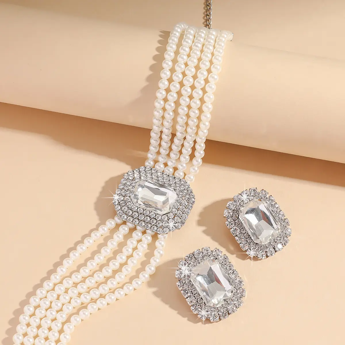 Luxury Multi-Layer Pearl & Crystal Necklace Set — feature 31