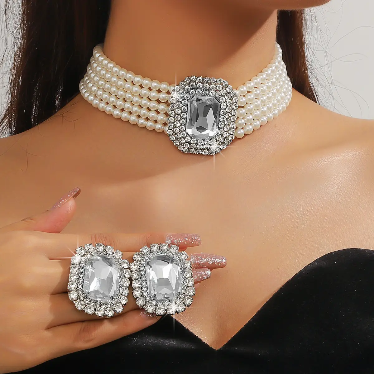 Luxury Multi-Layer Pearl & Crystal Necklace Set — feature 32