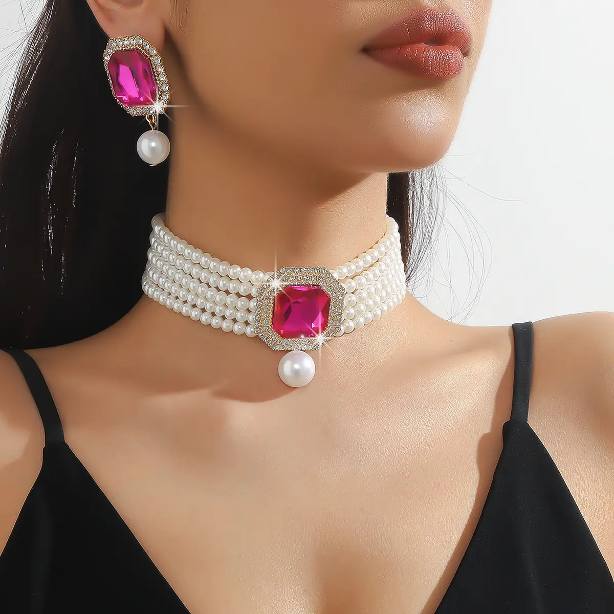 Luxury Multi-Layer Pearl & Crystal Necklace Set — feature 7