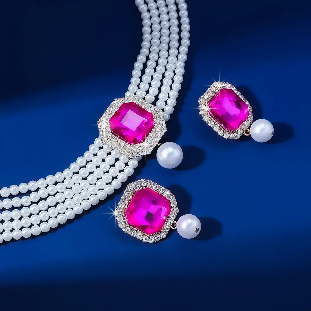 Luxury Multi-Layer Pearl & Crystal Necklace Set — feature 9