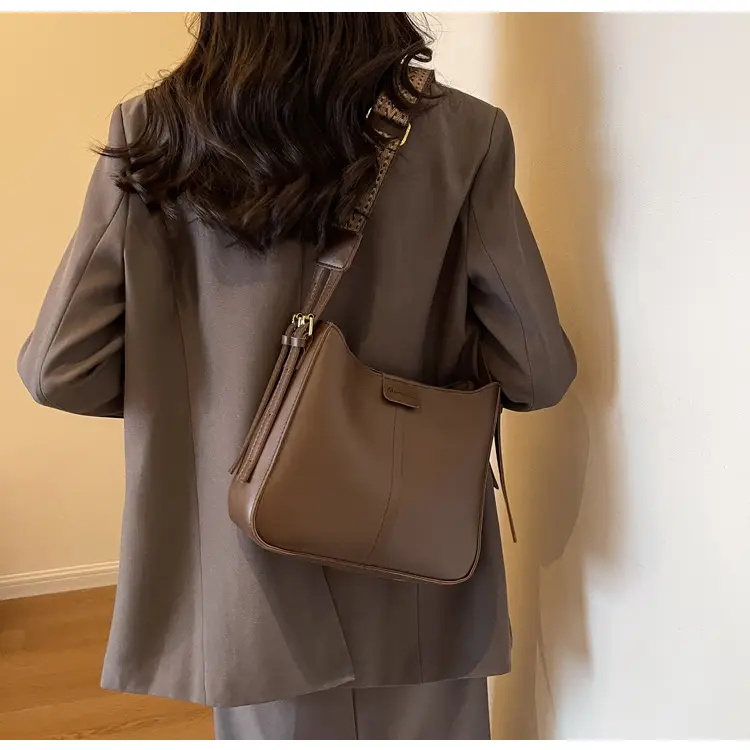 Korean Style Wide Strap Shoulder Bag for Women — feature 33