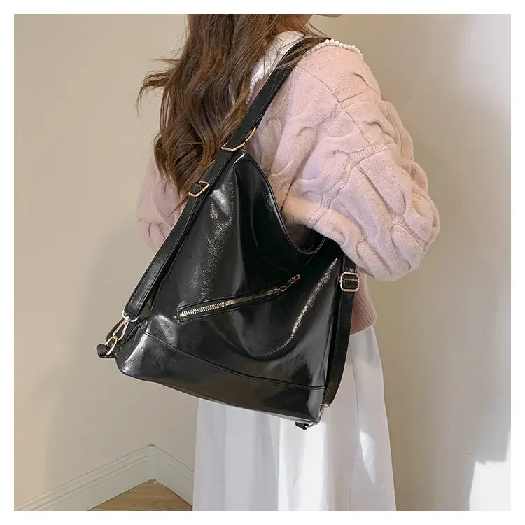 Retro Textured Shoulder Bag for Women 2024 — feature 18