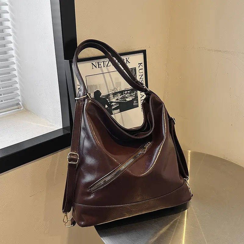 Retro Textured Shoulder Bag for Women 2024 - Image 3