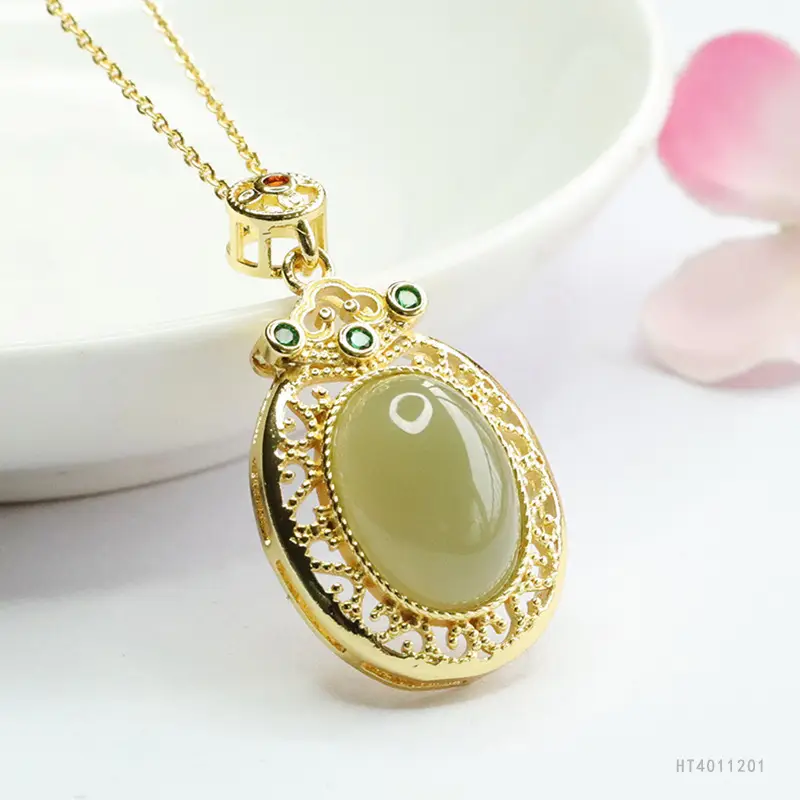 Guan Yu Jade Pendant Necklace Clear Water Jade Vintage Gold - Image 3