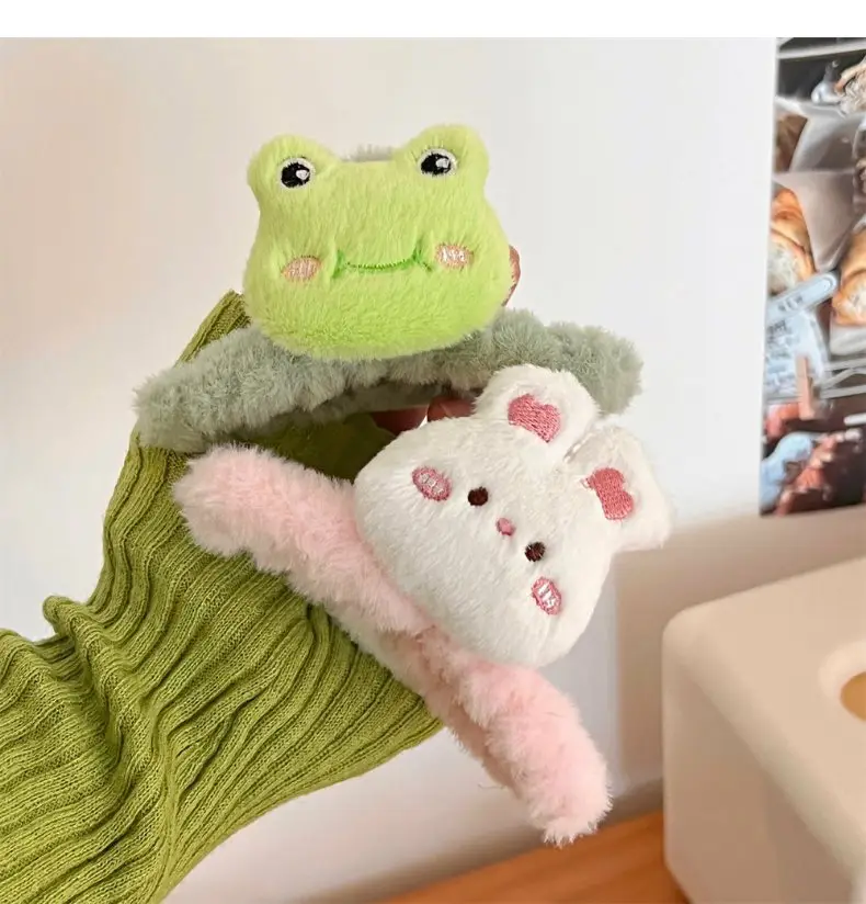 Cute Plush Bear Hair Clip for Girls — feature 4