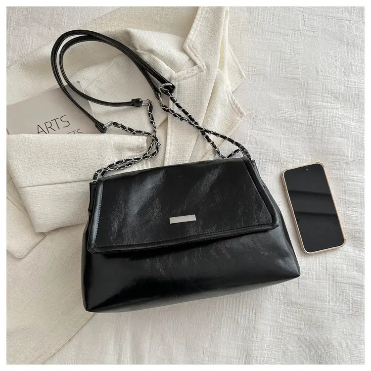 Black Korean Style Chain Shoulder Bag for Women 2024 — feature 11
