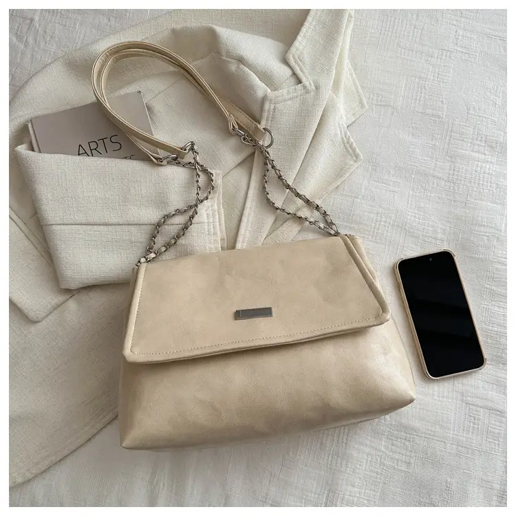 Black Korean Style Chain Shoulder Bag for Women 2024 — feature 14