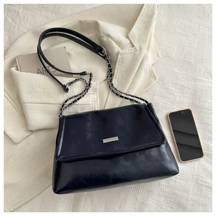 Black Korean Style Chain Shoulder Bag for Women 2024 — feature 18