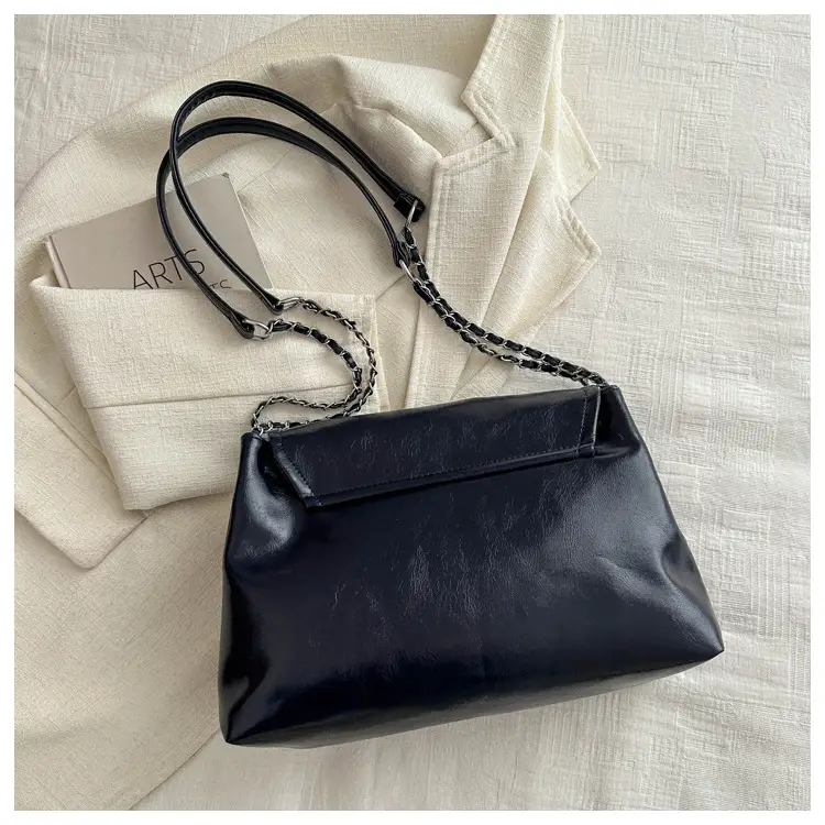 Black Korean Style Chain Shoulder Bag for Women 2024 — feature 19