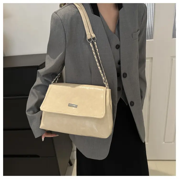 Black Korean Style Chain Shoulder Bag for Women 2024 — feature 50