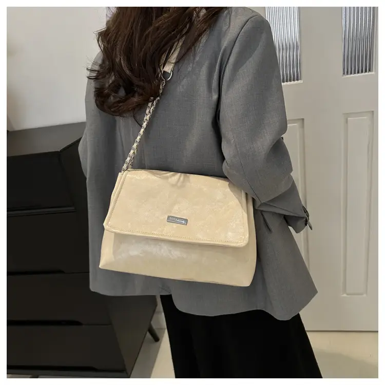 Black Korean Style Chain Shoulder Bag for Women 2024 — feature 51