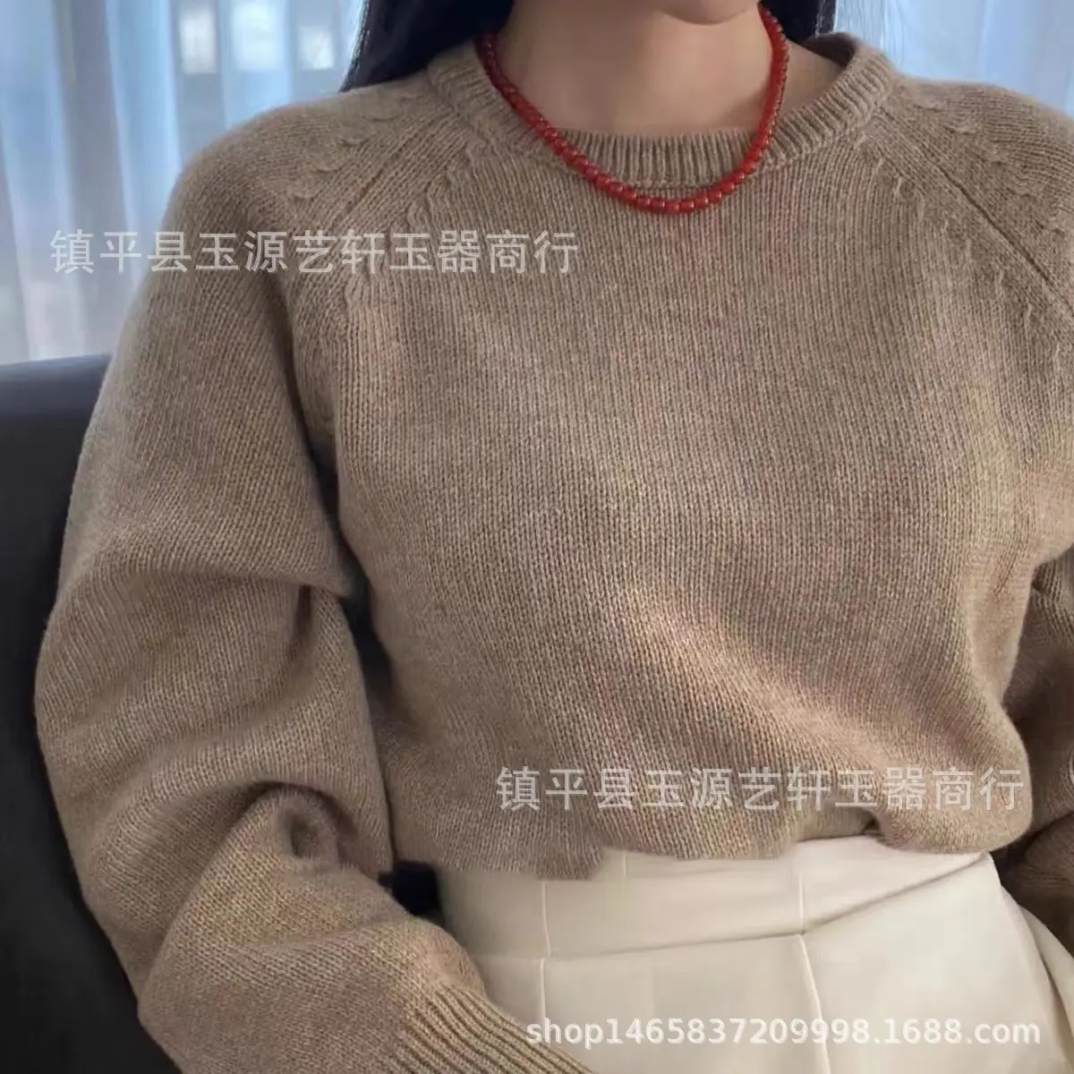 Women's Red Beaded Necklace Chinese Style — feature 6