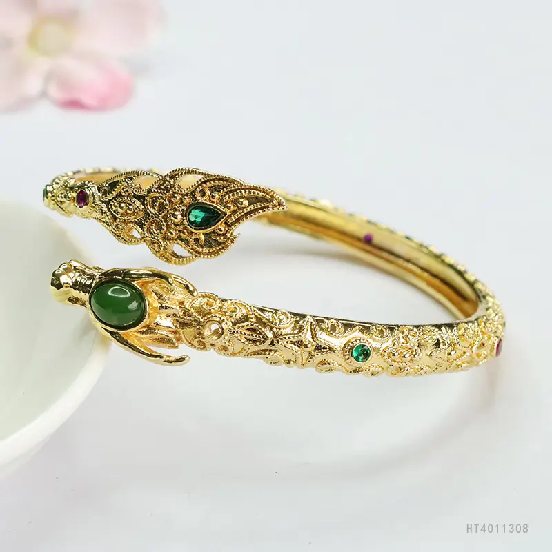 Guan Yu Jade Dragon Bracelet Gold Green Stone — feature 9