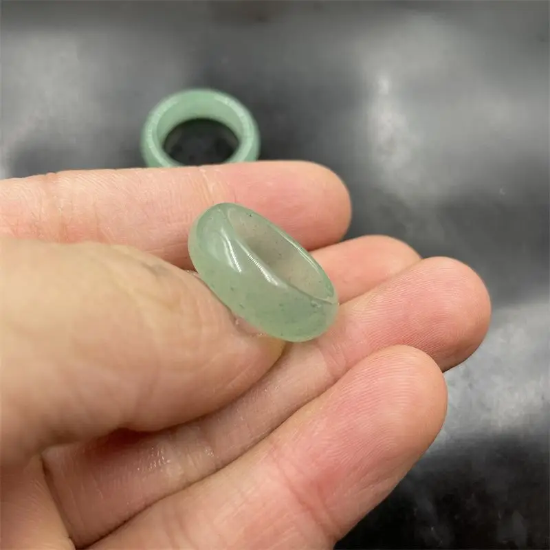 Transparent Green Yuan Ji Style Adjustable Rings — feature 4