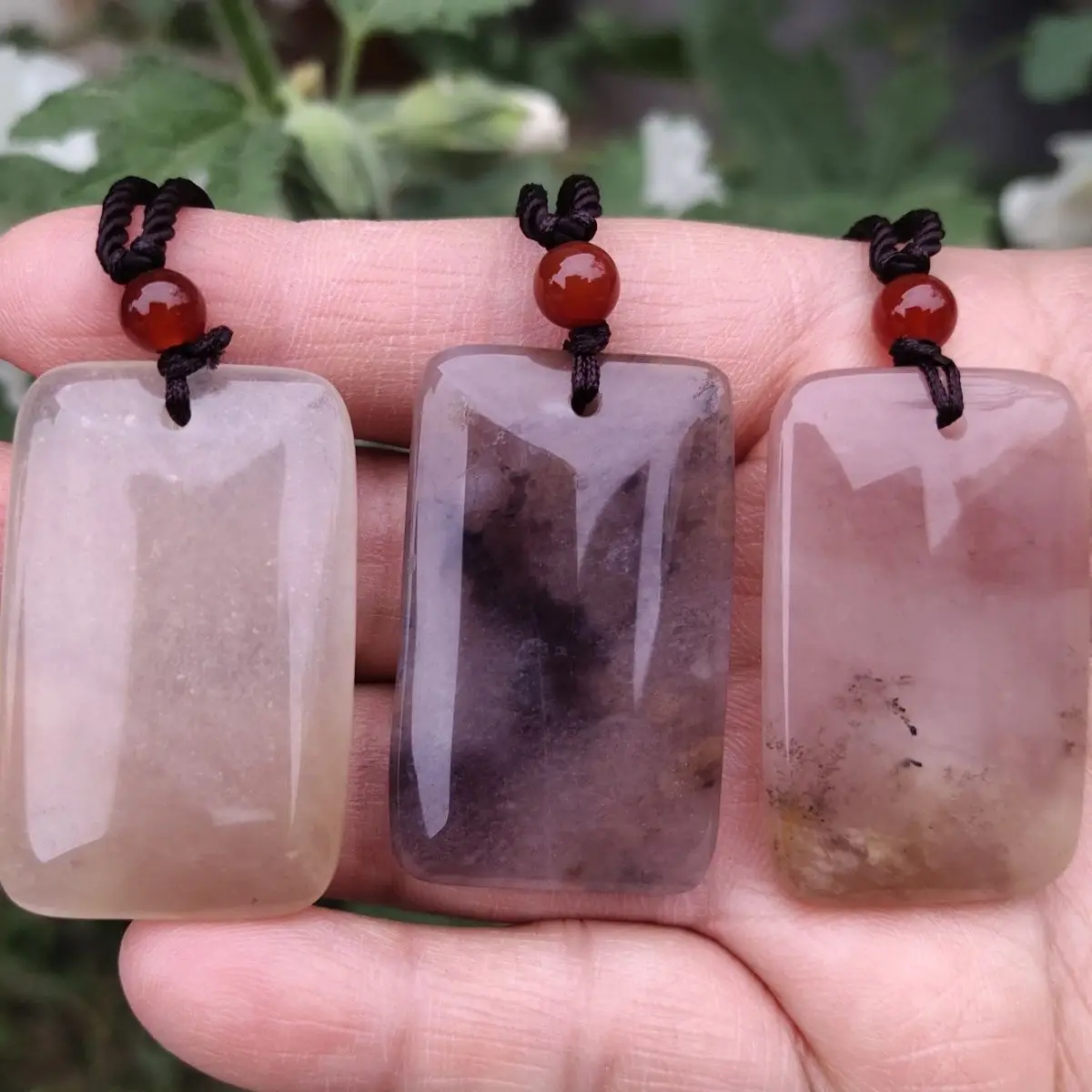 Golden Silk Jade Violet Peace Pendant Necklace for Women and Men — feature 5