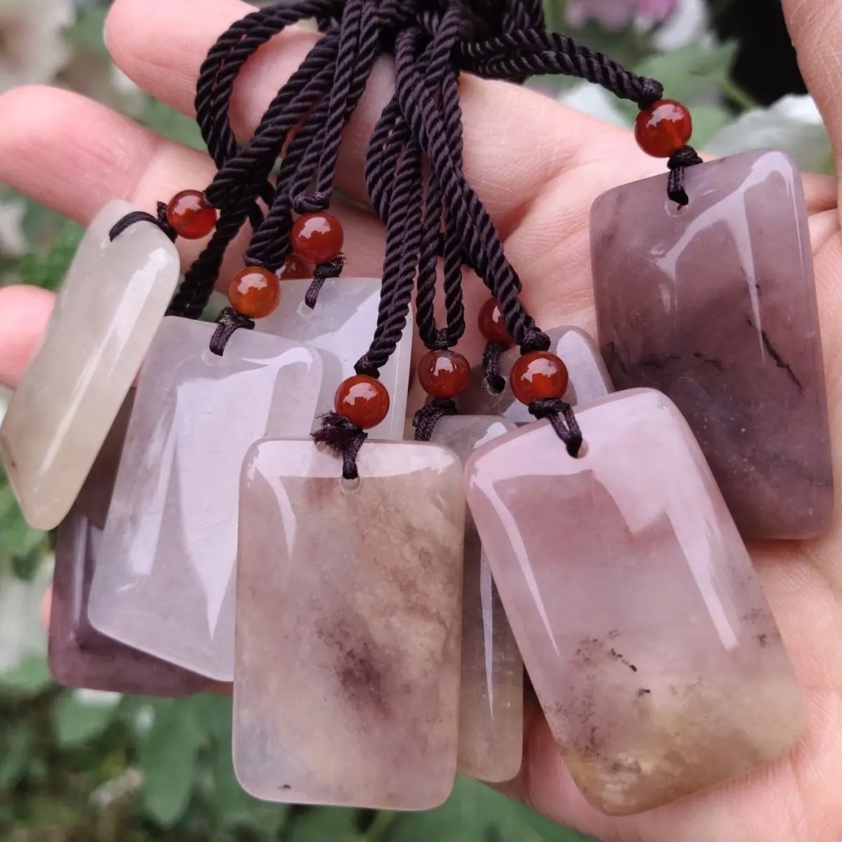 Golden Silk Jade Violet Peace Pendant Necklace for Women and Men — feature 6