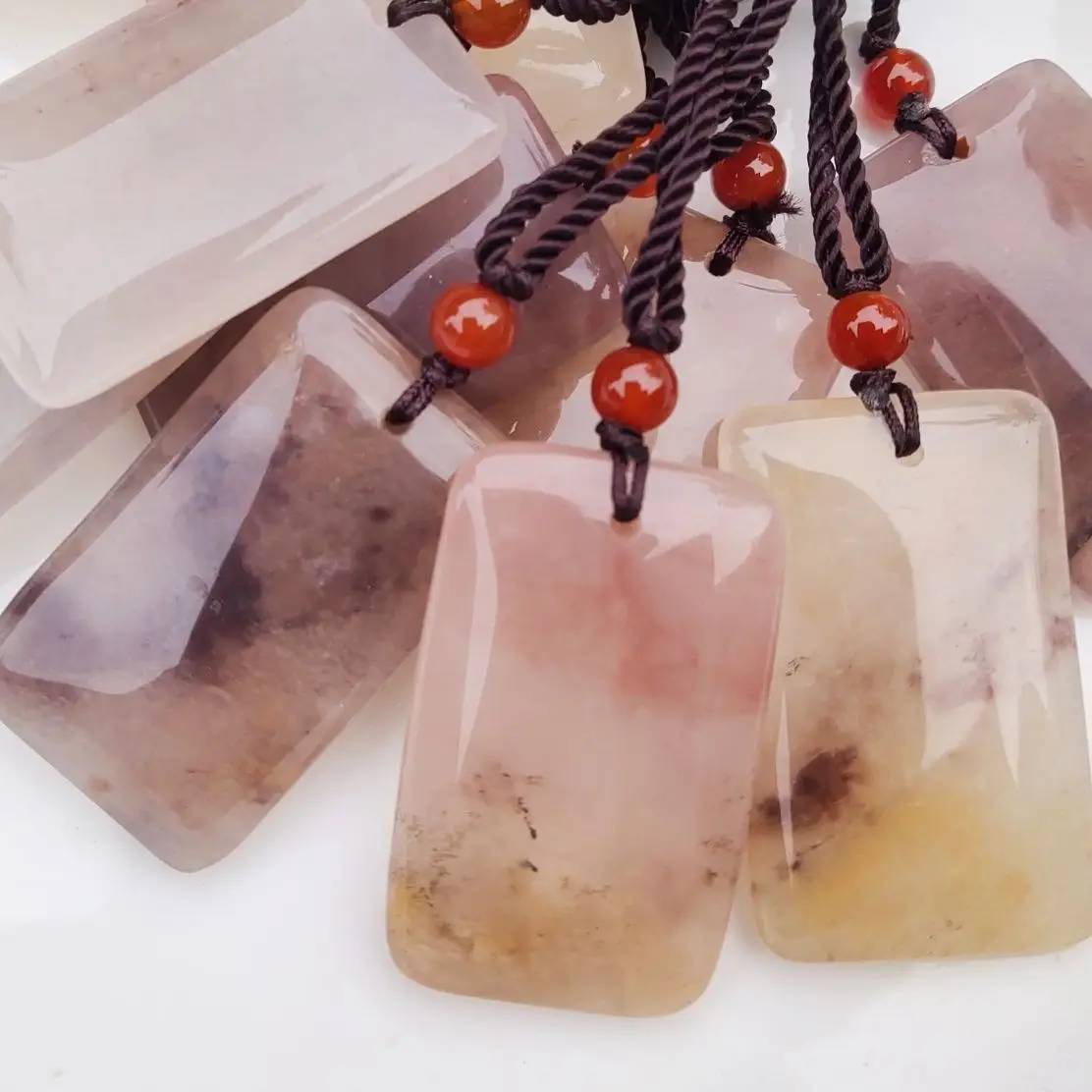 Golden Silk Jade Violet Peace Pendant Necklace for Women and Men — feature 9