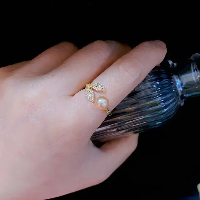 Women's Pearl Leaf Design Adjustable Ring - Image 2