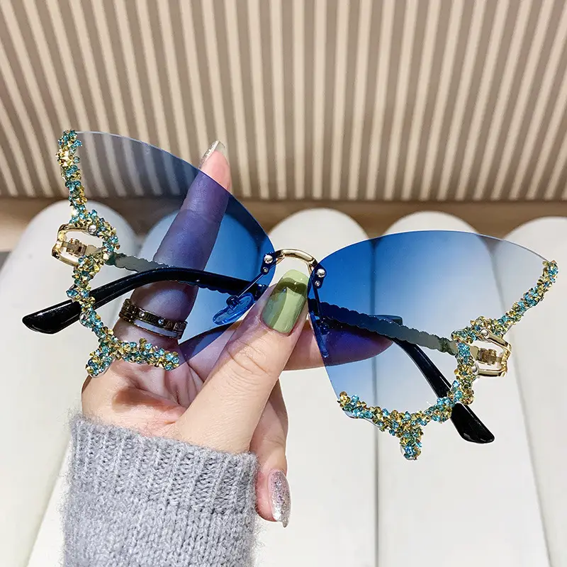 Exaggerated Butterfly Rimless Sunglasses for Women - Image 2