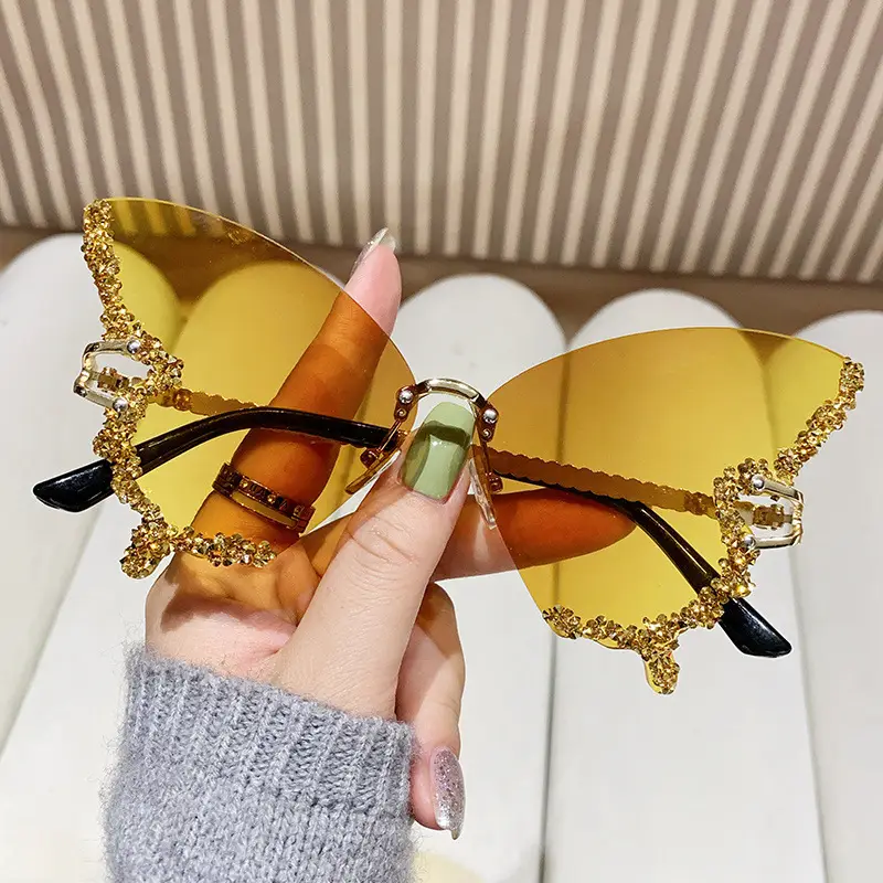 Exaggerated Butterfly Rimless Sunglasses for Women - Image 6