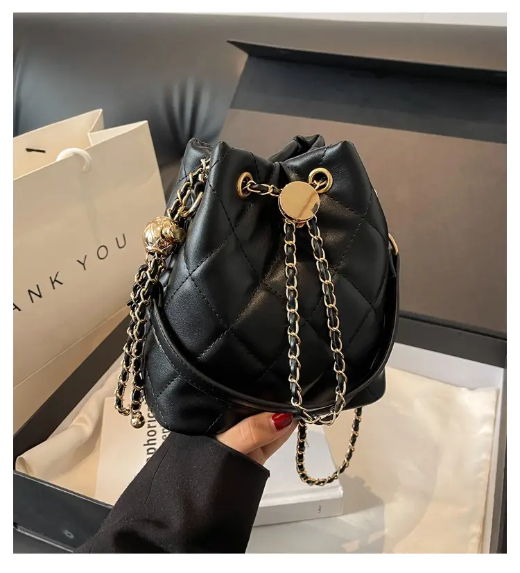 Korean Style Diamond Chain Bucket Bag White Gold Chain — feature 10