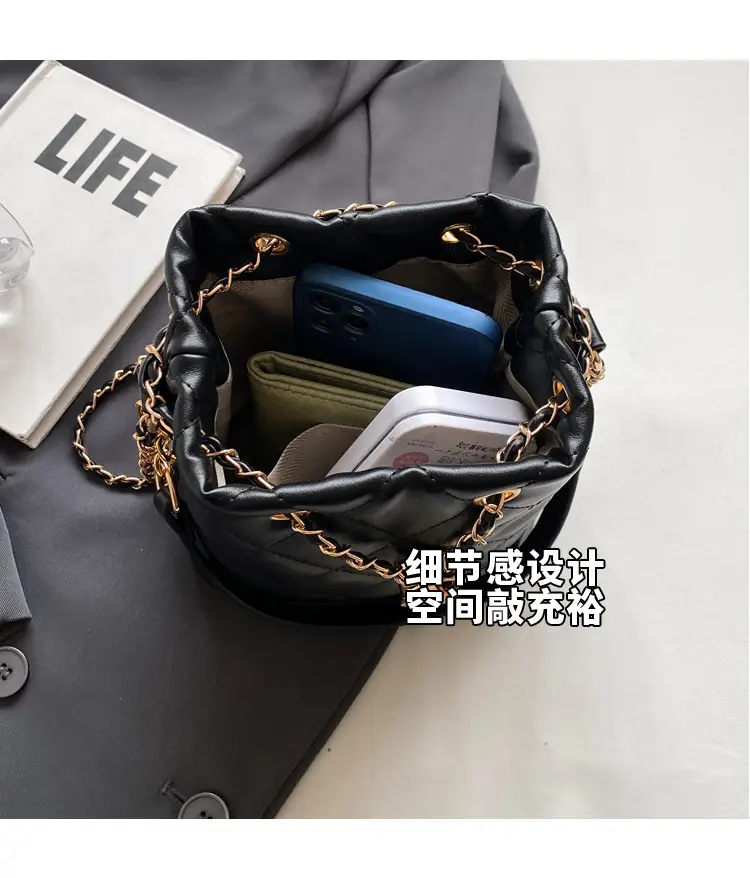 Korean Style Diamond Chain Bucket Bag White Gold Chain — feature 15
