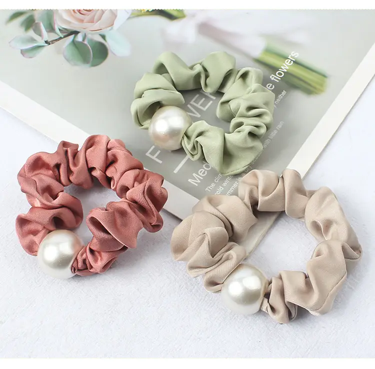 Black Pearl Hair Scrunchie for Women — feature 8
