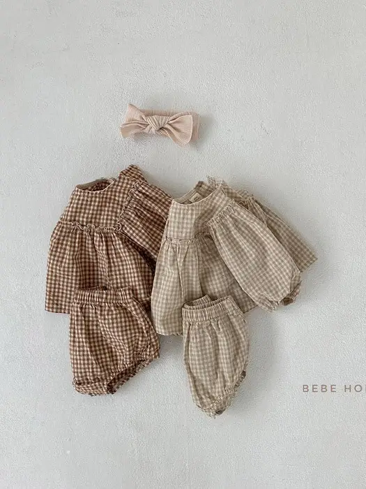 Korean Style Baby Girl Plaid Shirt & Shorts Set — feature 4
