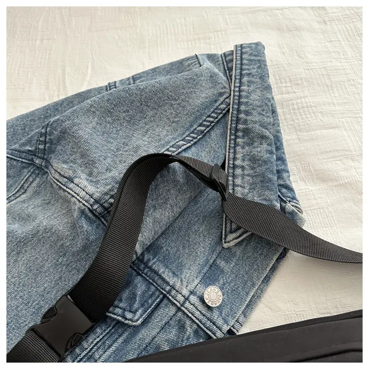 Men's Black Japanese Waist Bag Lightweight Shoulder Bag — feature 12