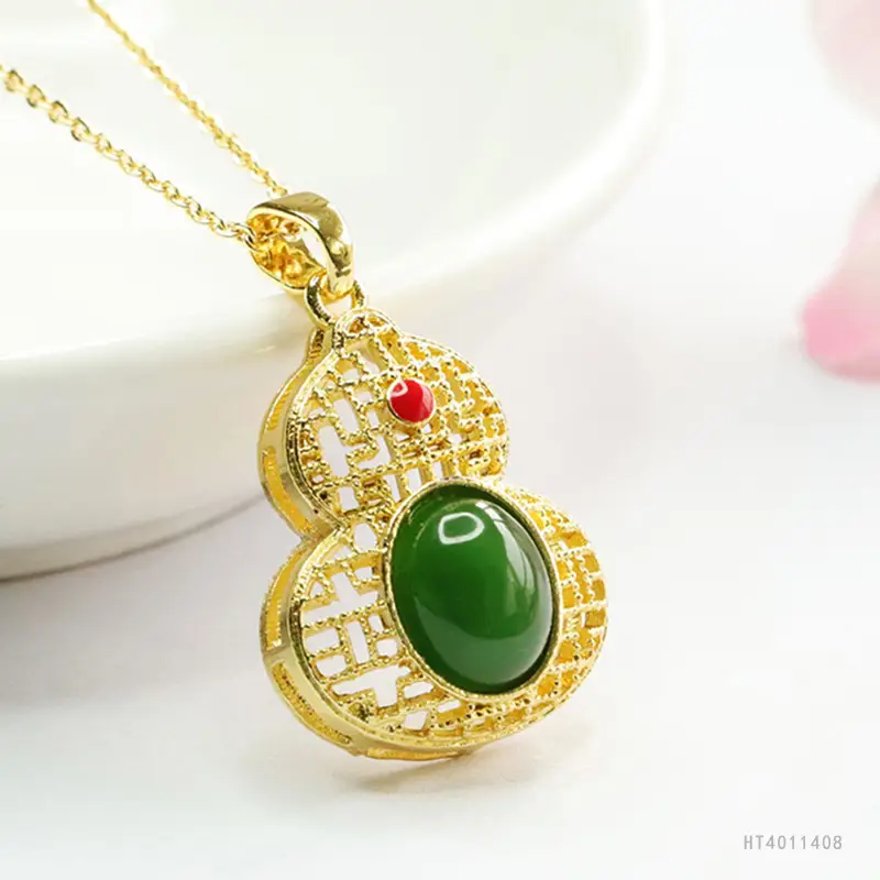 Guan Yu Jade Pendant Necklace for Women Spinach Green Jasper Gourd - Image 4