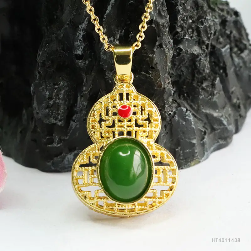 Guan Yu Jade Pendant Necklace for Women Spinach Green Jasper Gourd — feature 7