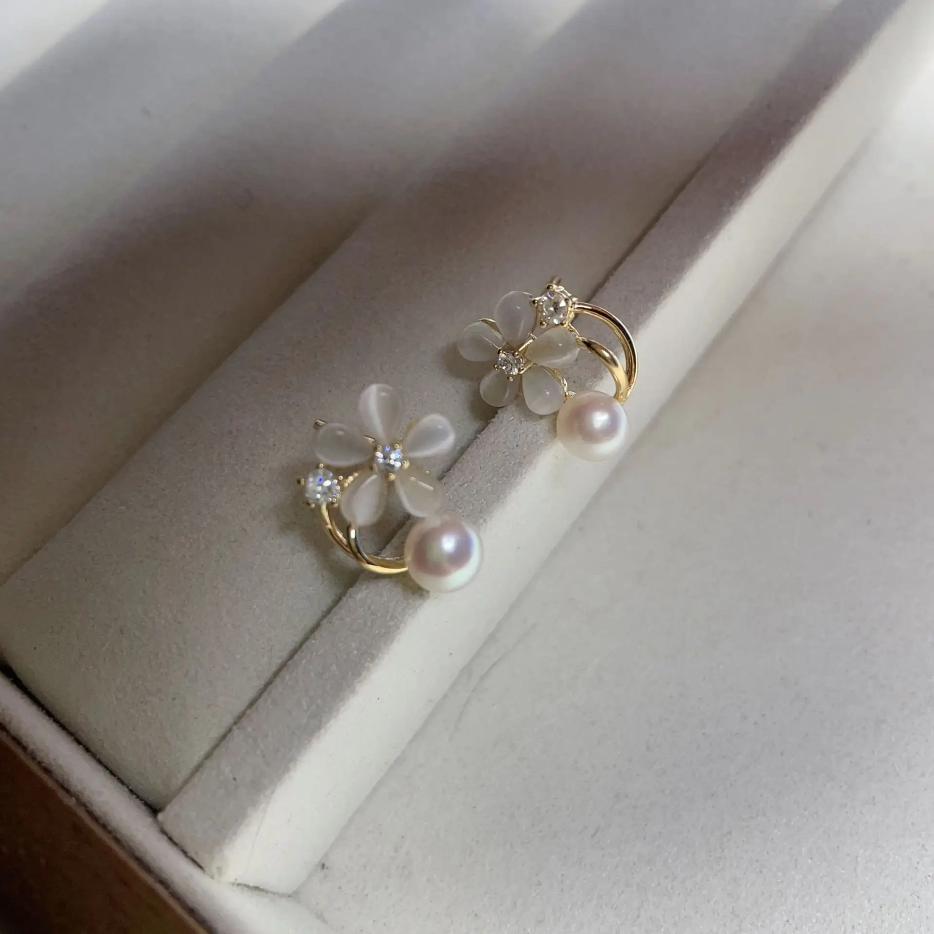 Japanese & Korean Fashion Small Cat's Eye Pearl Earrings Women Silver - Image 5