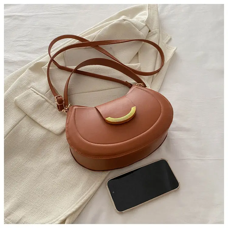Black Western Crossbody Shoulder Bag with Gold Clasp — feature 26