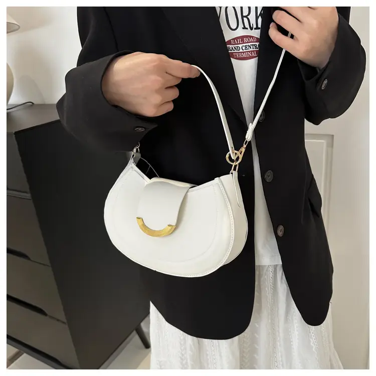 Black Western Crossbody Shoulder Bag with Gold Clasp — feature 50