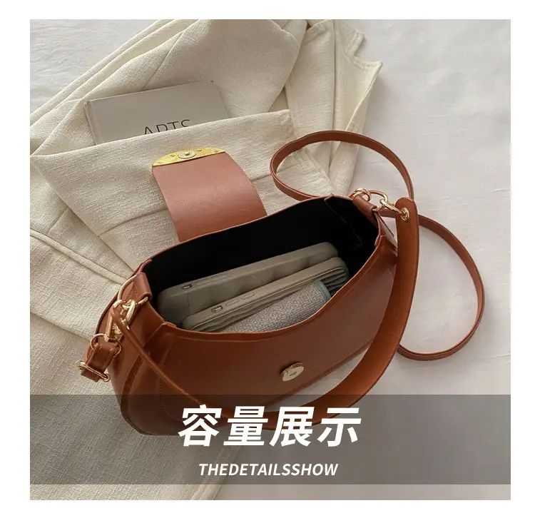 Black Western Crossbody Shoulder Bag with Gold Clasp — feature 7