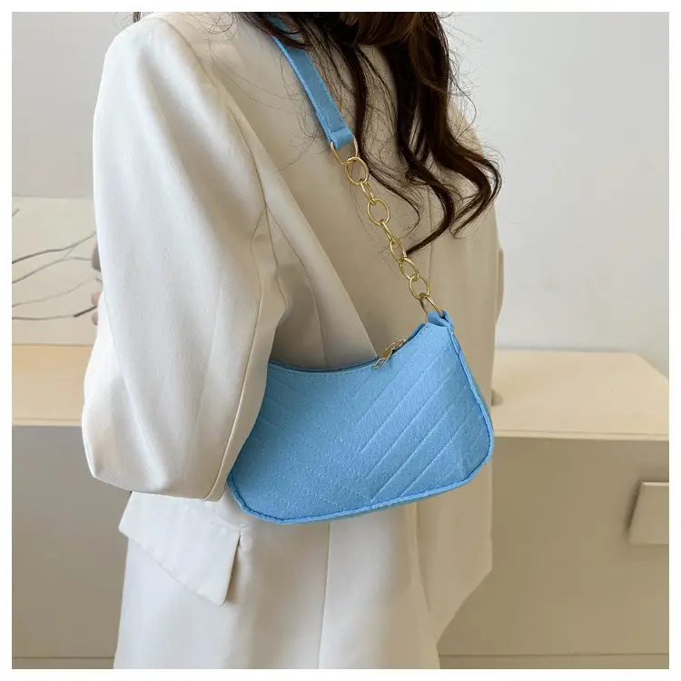 Women's Felt Chain Shoulder Bag Candy Color — feature 19