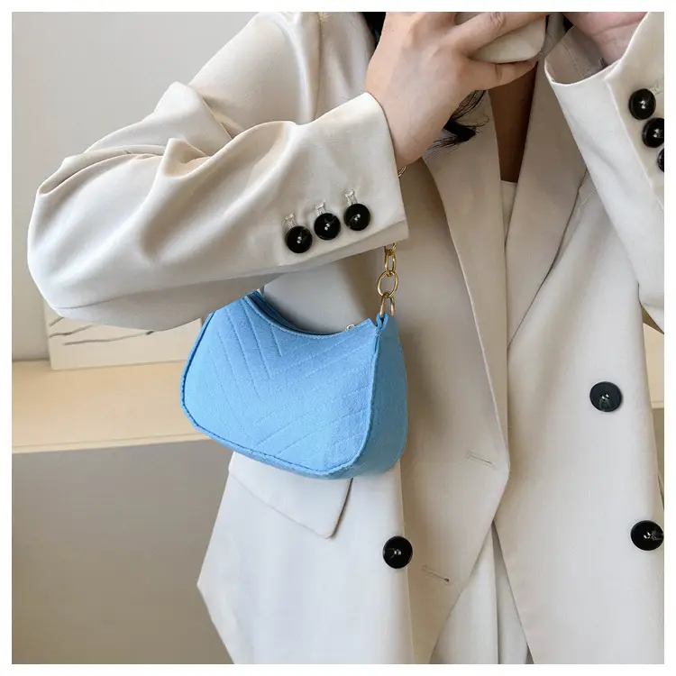 Women's Felt Chain Shoulder Bag Candy Color — feature 20