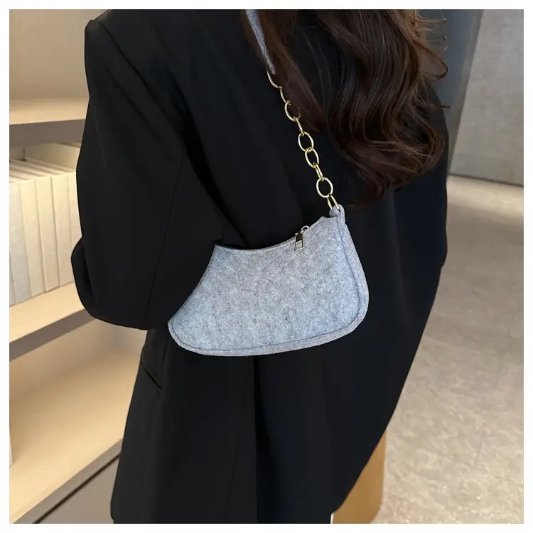 Women's Felt Chain Shoulder Bag Candy Color — feature 24
